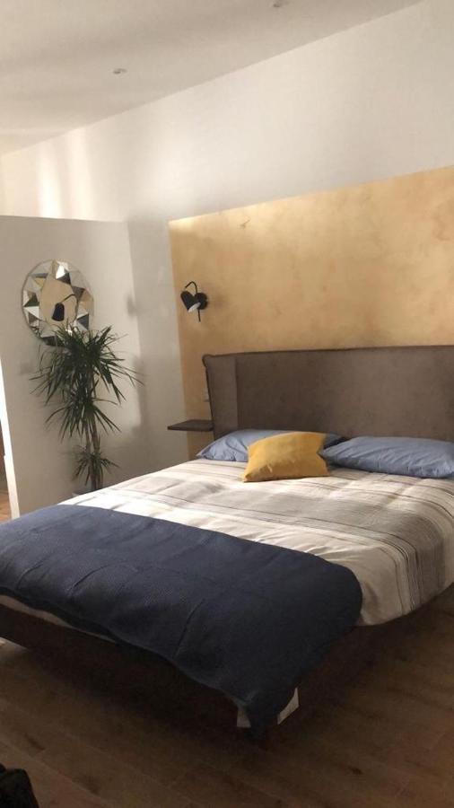 Casa Vacanza Sofa Hotel Sassari Ngoại thất bức ảnh